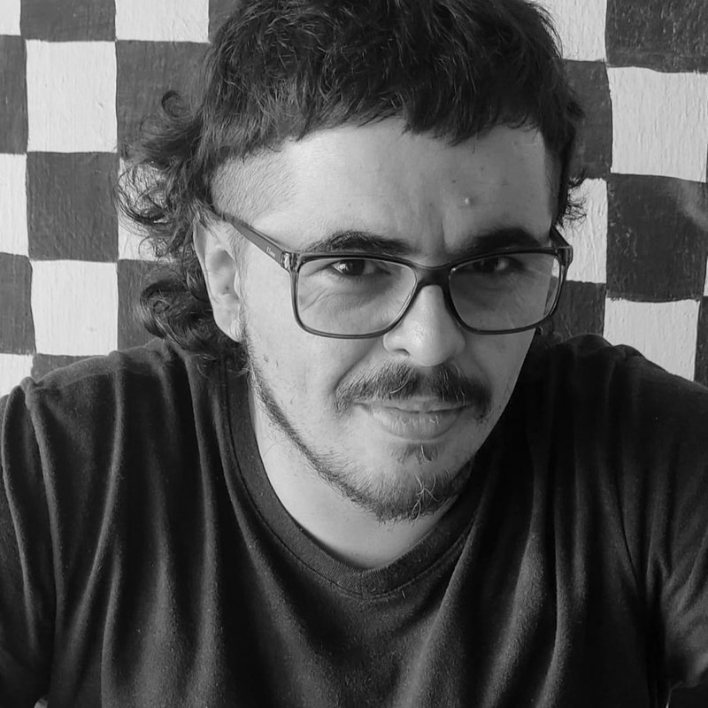 Portrait Eduardo Felix.jpeg